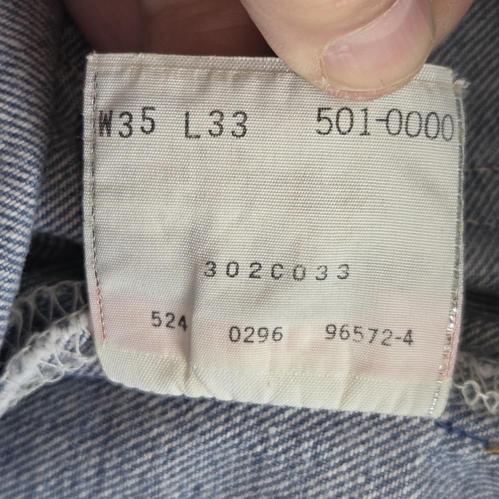 Vintage Levis 501 Jeans Mens Blue Straight Button Fly Made in USA 90s Fits 32x30 - Picture 9 of 16